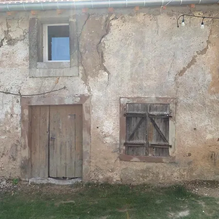 Nuit Des étoiles Avec Piscine Et Communs Sarreguemines