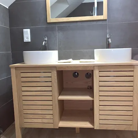 Appartement Nuit Des étoiles Avec Piscine Et Communs *