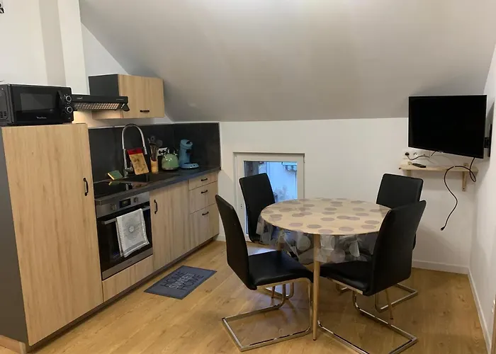 Nuit Des Etoiles Avec Piscine Et Communs Апартаменты Саргемин